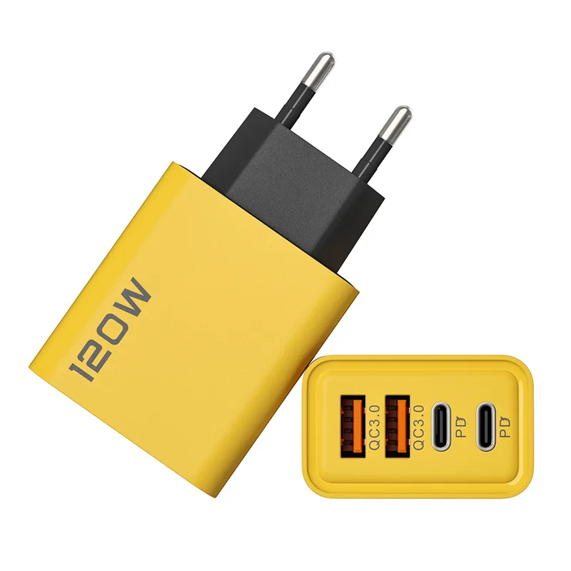 120W 4-port charger detail